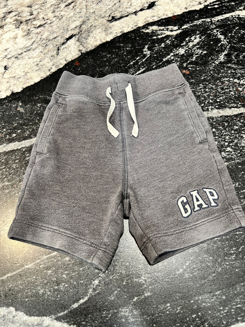 Baby GAP Gray Logo Fleece Sweat Shorts 2 Years Toddler Pull-On Shorts